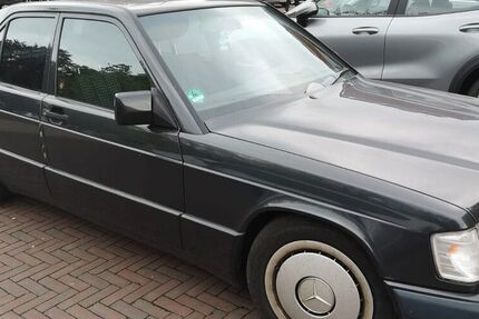 Mercedes 190