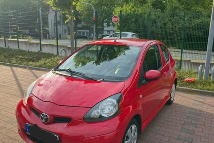 Toyota Aygo (X) 201.300 km 1.750 € Bochum 44869