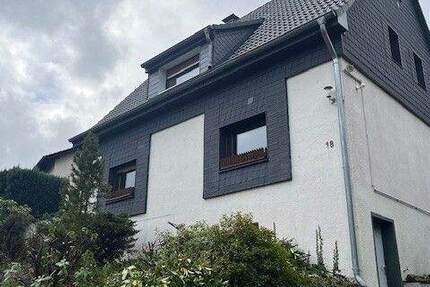 Haus Gevelsberg - 6 Zimmer, 125 m&sup2;, 900&euro; | Angebot:24992464