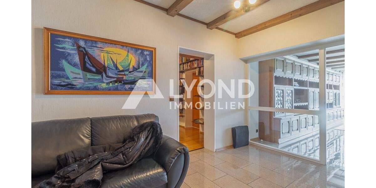 Etagenwohnung Hagen / Hohenlimburg Hohenlimburg - 5 Zimmer, 131 m&sup2;, 185.000&euro; | Angebot:25676930