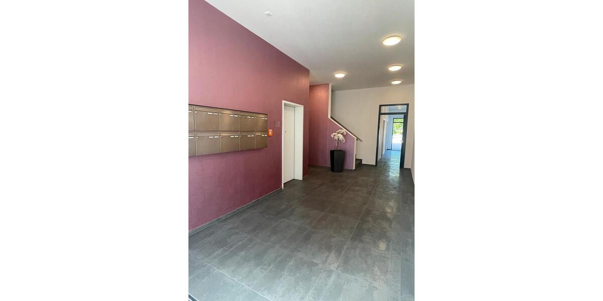 Moderne Büro- Atelierfläche in zentraler Lage zimmer