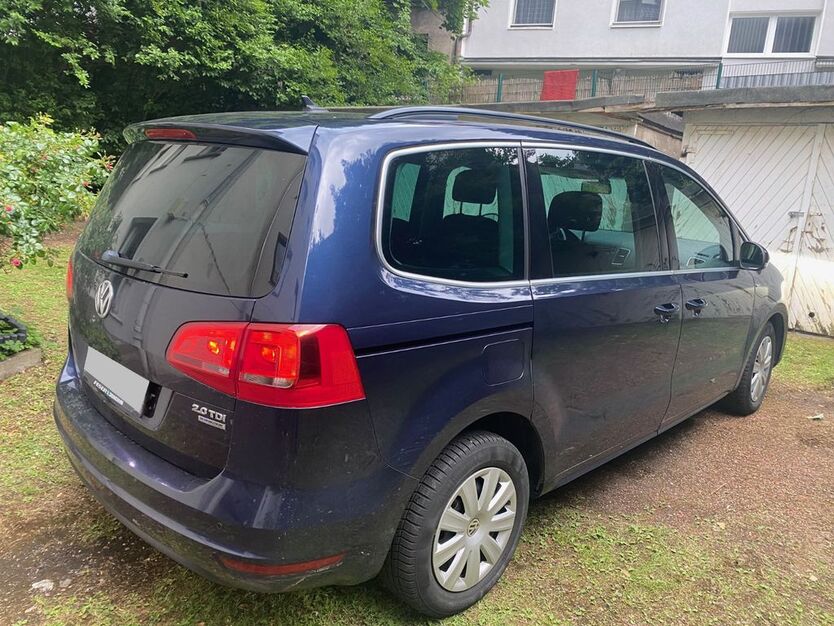 VW Sharan 273.500 km 7.950 € Dortmund 44147