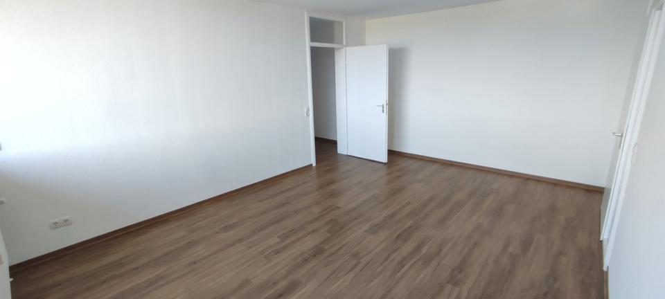 Dachgeschoßwohnung Dortmund Hombruch - 3 Zimmer, 80 m&sup2;, 824&euro; | Angebot:26222263