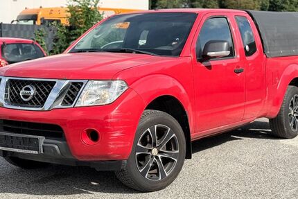 Nissan Navara 224.652 km 4.900 € Essen 45356