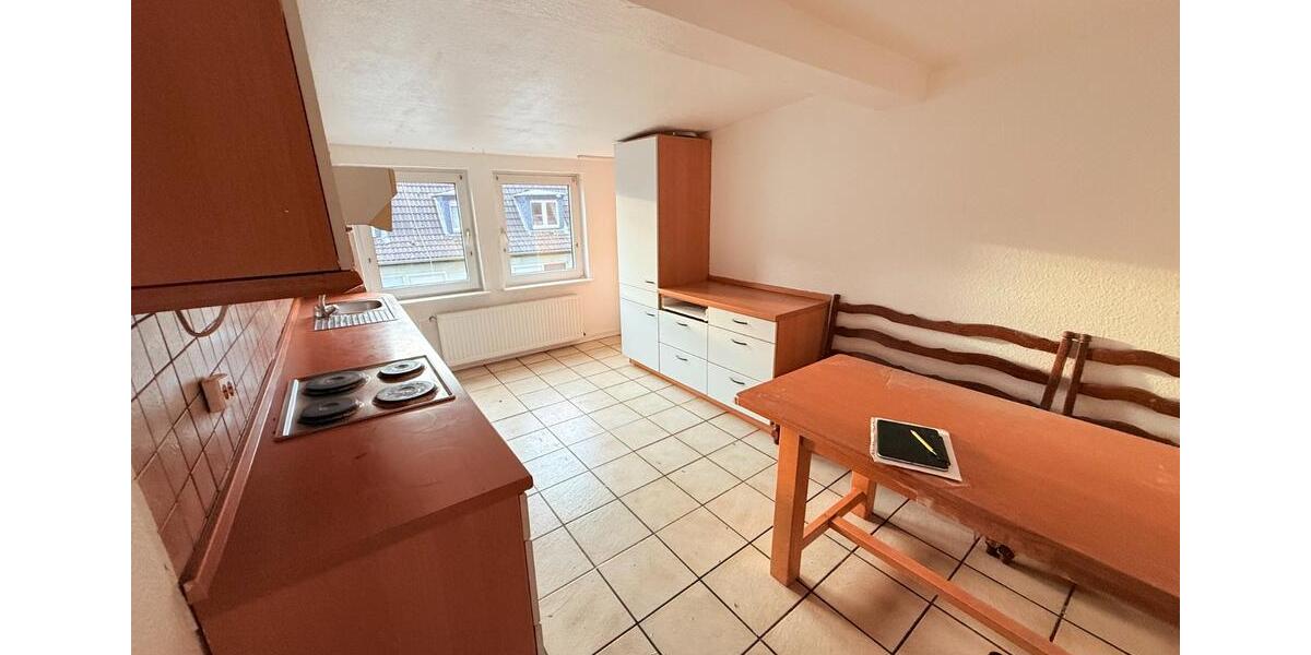 Dachgeschoßwohnung Gelsenkirchen Gelsenkirchen-Mitte - 4 Zimmer, 106 m&sup2;, 725&euro; | Angebot:25054963