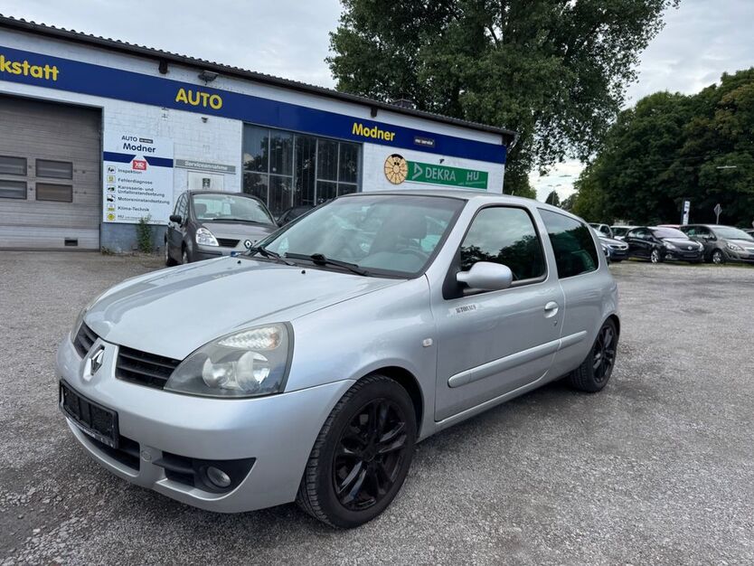 Renault Clio 165.000 km 1.490 € Datteln 45711
