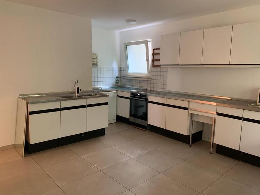 Terrassenwohnung mit einem KinderZimmer und Wohnküche