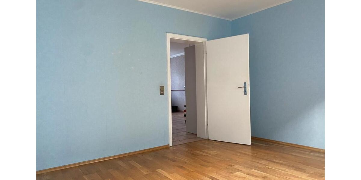 Etagenwohnung Wuppertal Arrenberg - 3 Zimmer, 100 m&sup2;, 230.000&euro; | Angebot:27440004