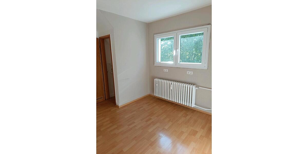 Etagenwohnung Bochum Altenbochum - 3 Zimmer, 83 m&sup2;, 720&euro; | Angebot:26409247