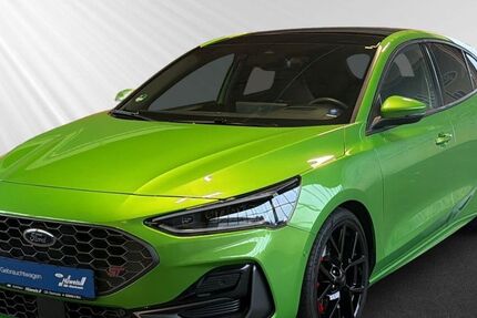 Ford Focus 12.530 km 36.490 &euro; Oberhausen - Sterkrade 46145