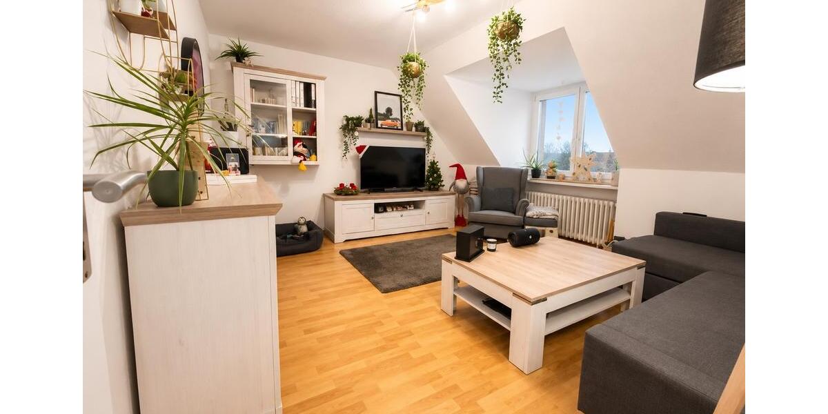 Dachgeschoßwohnung Essen Stadtbezirk IV - 2 Zimmer, 60 m&sup2;, 110.000&euro; | Angebot:26709023