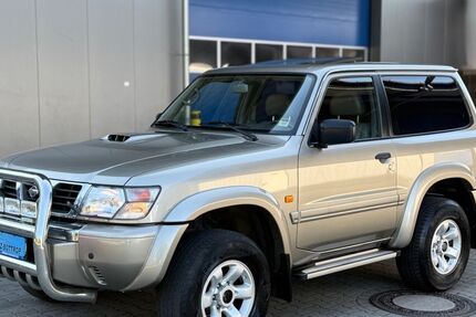 Nissan Patrol 328.378 km 14.499 &euro; Bottrop 46238