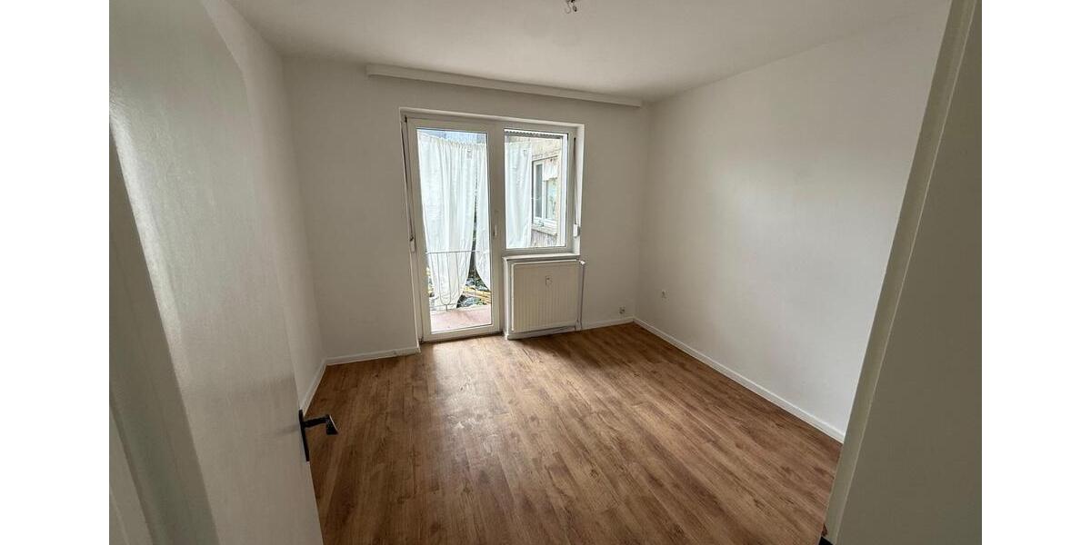 2,5 Zimmer Erdgeschoss Wohnung mit Privatem Garten in Top Lage! 2.5 zimmer