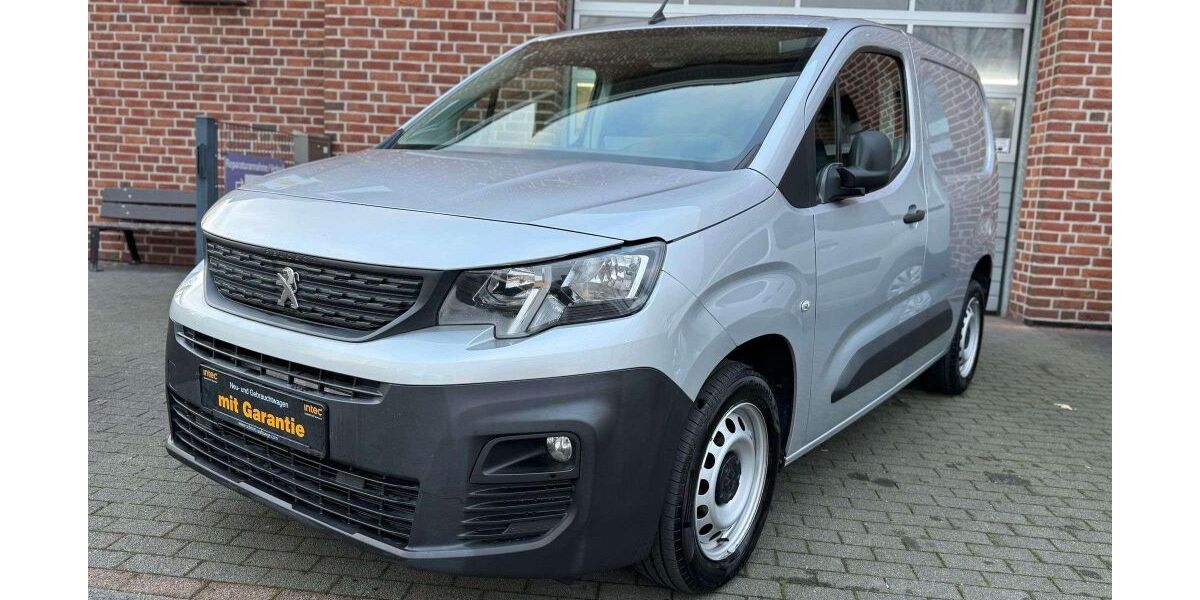 Peugeot Partner 234.500 km 8.849 &euro; Essen 45327