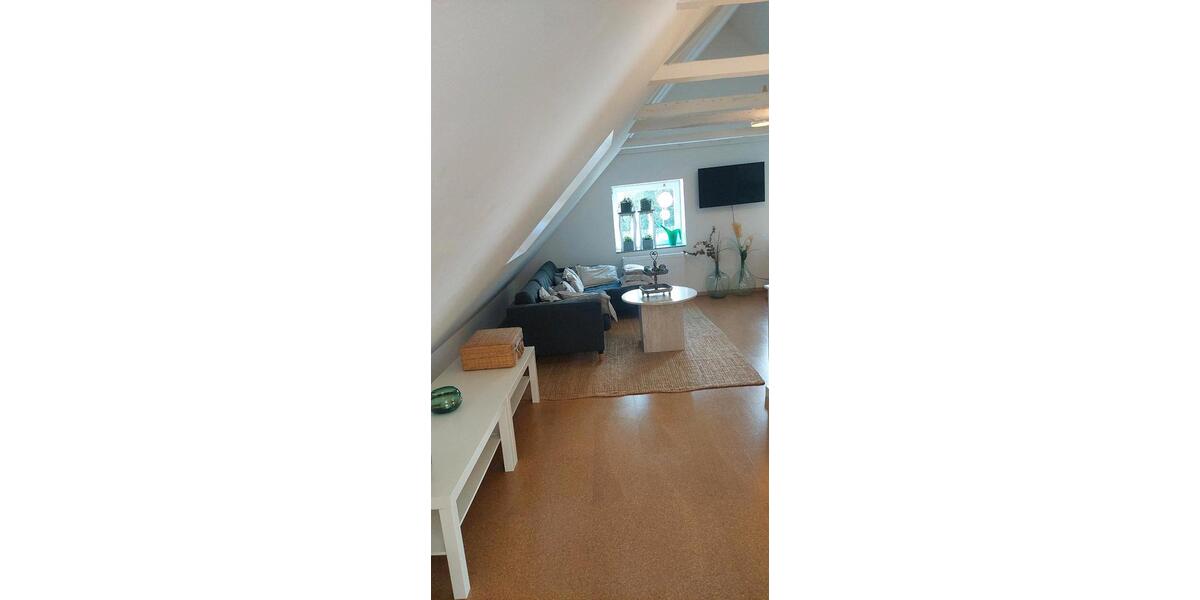 Dachgeschoßwohnung Dortmund Aplerbeck - 1 Zimmer, 70 m&sup2;, 1.250&euro; | Angebot:26426324