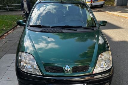 Renault Scenic 196.000 km 750 &euro; Essen 45138