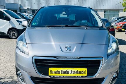 Peugeot 5008 240.000 km 6.499 € Dortmund 44147