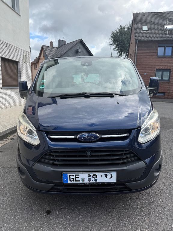 Ford Tourneo Custom 227.000 km 11.690 € Castrop Rauxel 44581