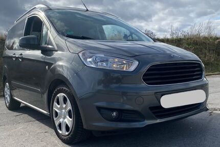 Ford Tourneo Courier 83.000 km 8.800 &euro; Dortmund 44309