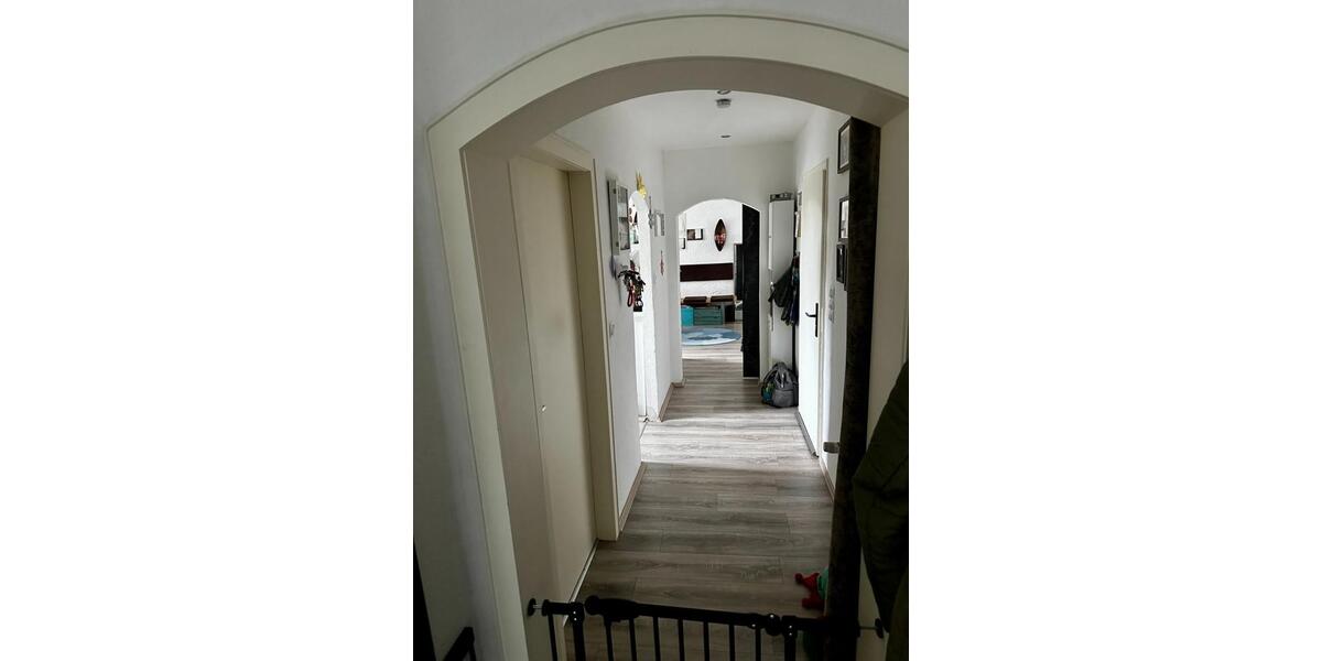 Dahlhausen: Renovierte 3,5 Zimmer EG Wohnung mit Terrasse 3.5 zimmer