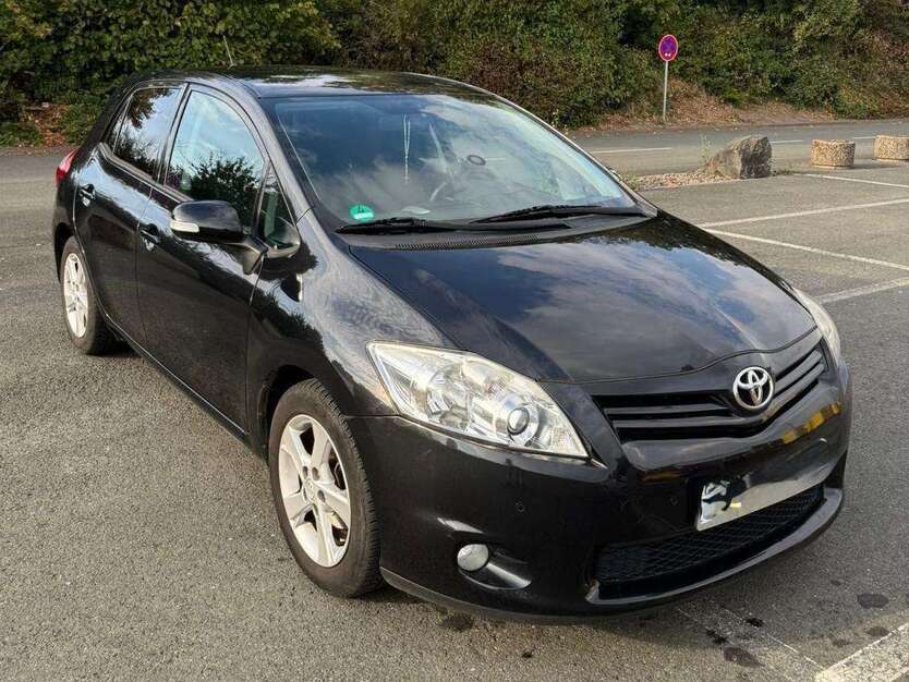 Toyota Auris 108.315 km 7.800 € Mülheim an der Ruhr 45475