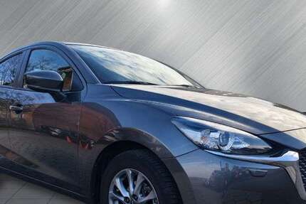 Mazda 2 32.032 km 13.990 &euro; Mülheim an der Ruhr 45473