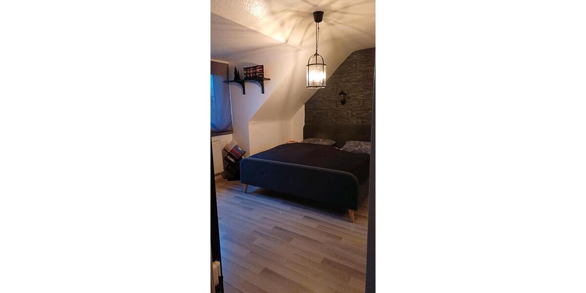 Dachgeschoßwohnung Oberhausen Alsfeld - 4 Zimmer, 95 m&sup2;, 983&euro; | Angebot:24862680