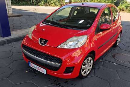 Peugeot 107 87.000 km 4.199 € Dortmund 44147