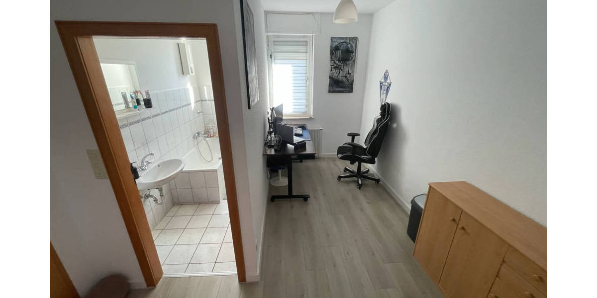 Etagenwohnung Gelsenkirchen Buer - 4 Zimmer, 101 m&sup2;, 760&euro; | Angebot:26502926