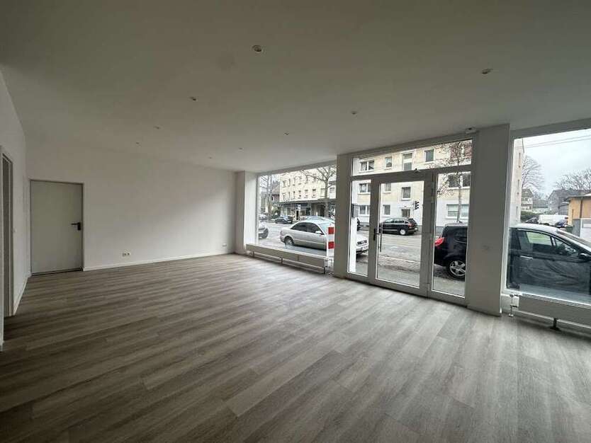 Einzelhandel in Mülheim an der Ruhr 670 € 82 m²