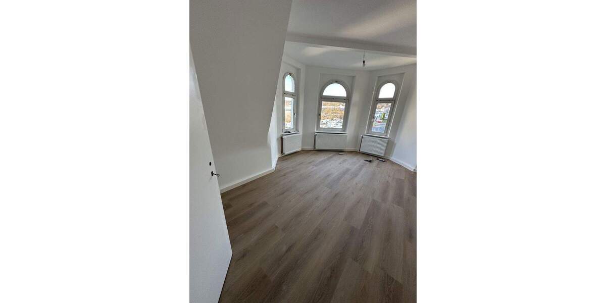 Etagenwohnung Wuppertal Langerfeld - 5 Zimmer, 127 m&sup2;, 1.150&euro; | Angebot:25716410