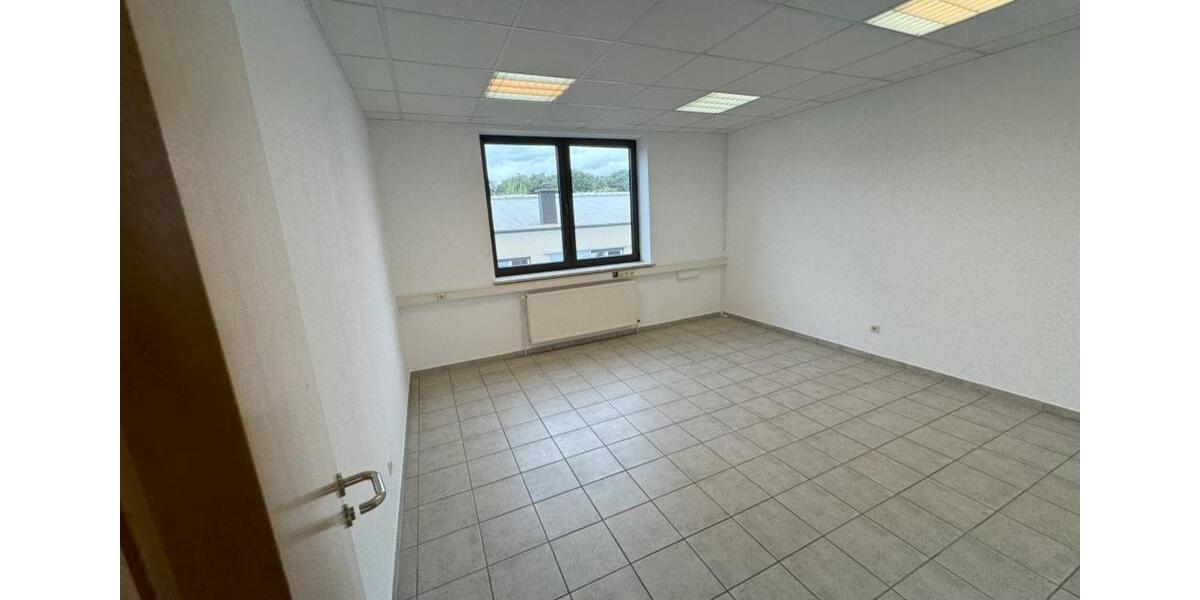Bürotrakt mit 4 Räumen + Flur als All-In-Miete in Marl ca. 100m² zimmer