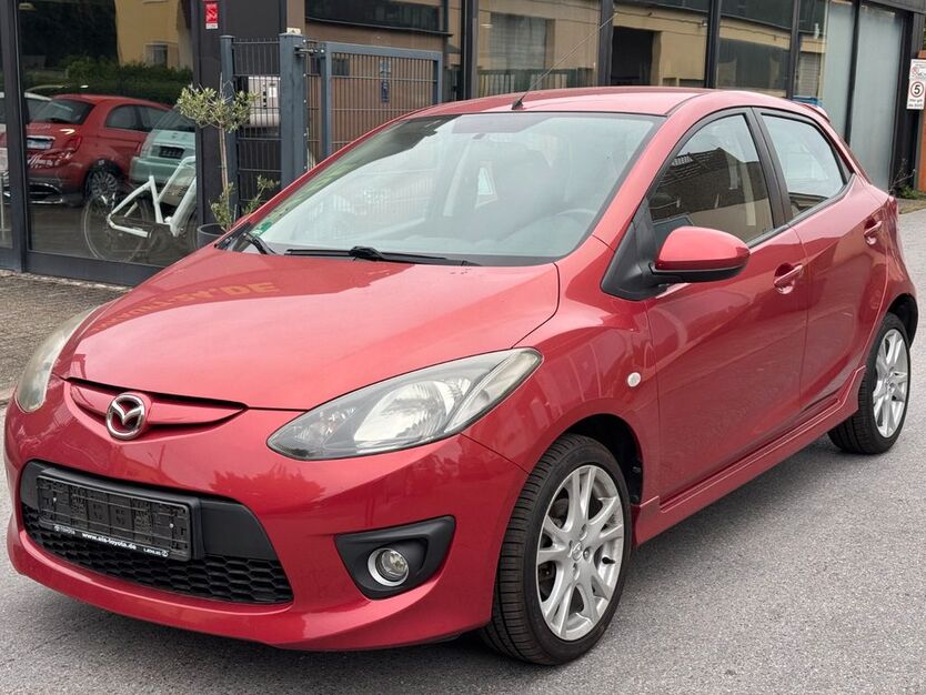 Mazda 2 106.000 km 5.999 € DORTMUND 44263