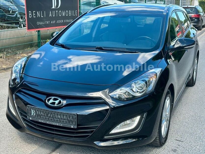 i30