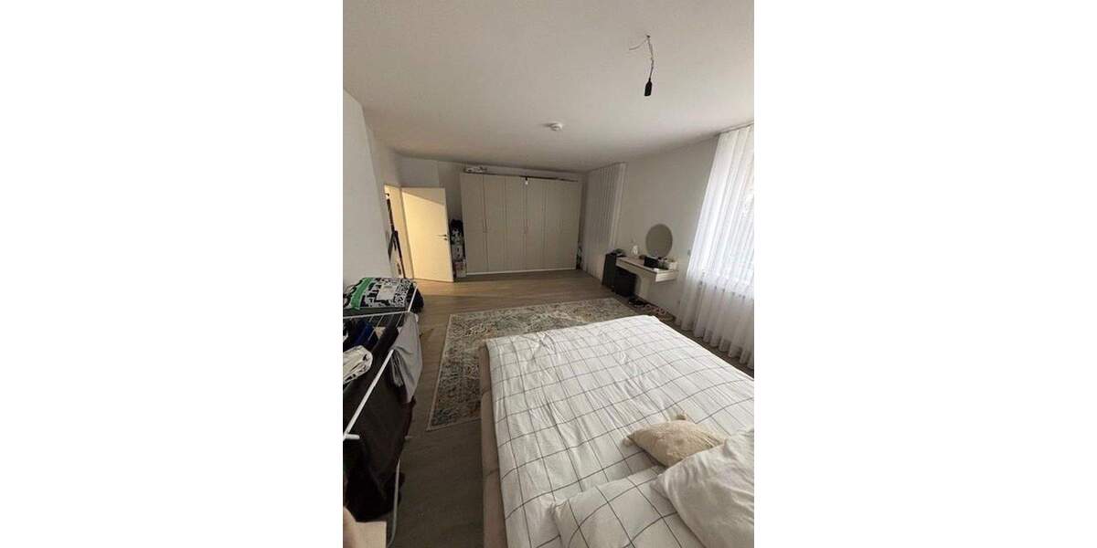 Etagenwohnung Gladbeck Mitte - 2 Zimmer, 86 m&sup2;, 640&euro; | Angebot:25780272