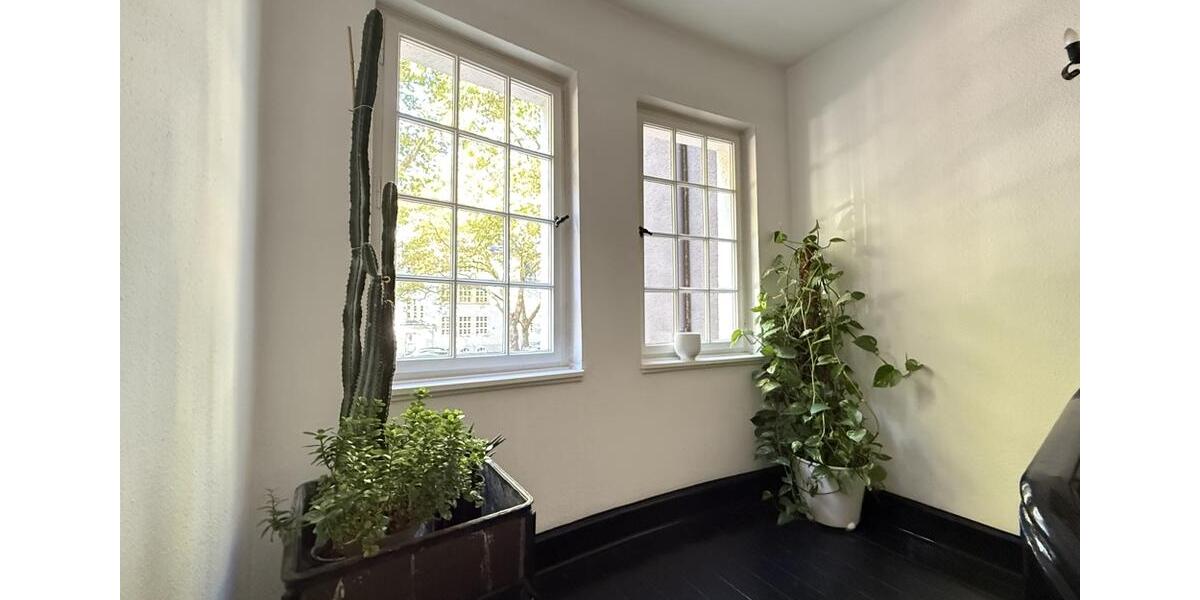 Einzigartiges Mietangebot: Historische Villa mit großem Garten | ca. 310 m² Wohnfläche 12 zimmer