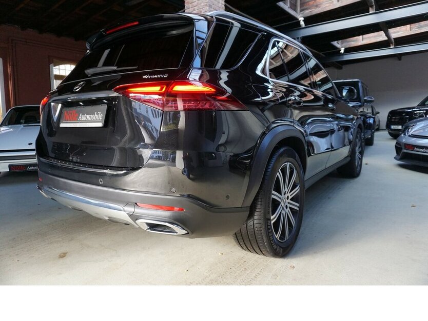 Mercedes-Benz GLE 350 de Leder20´ MBUX Burm Pano360° Exklusiv 6.308 km 79.800 € Wuppertal 42327