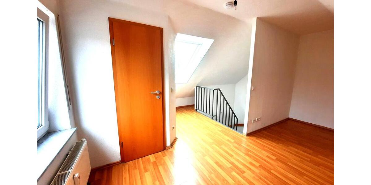3-Zimmer-Wohnung auf zwei Ebenen mit Balkon und Stellplatz 3 zimmer