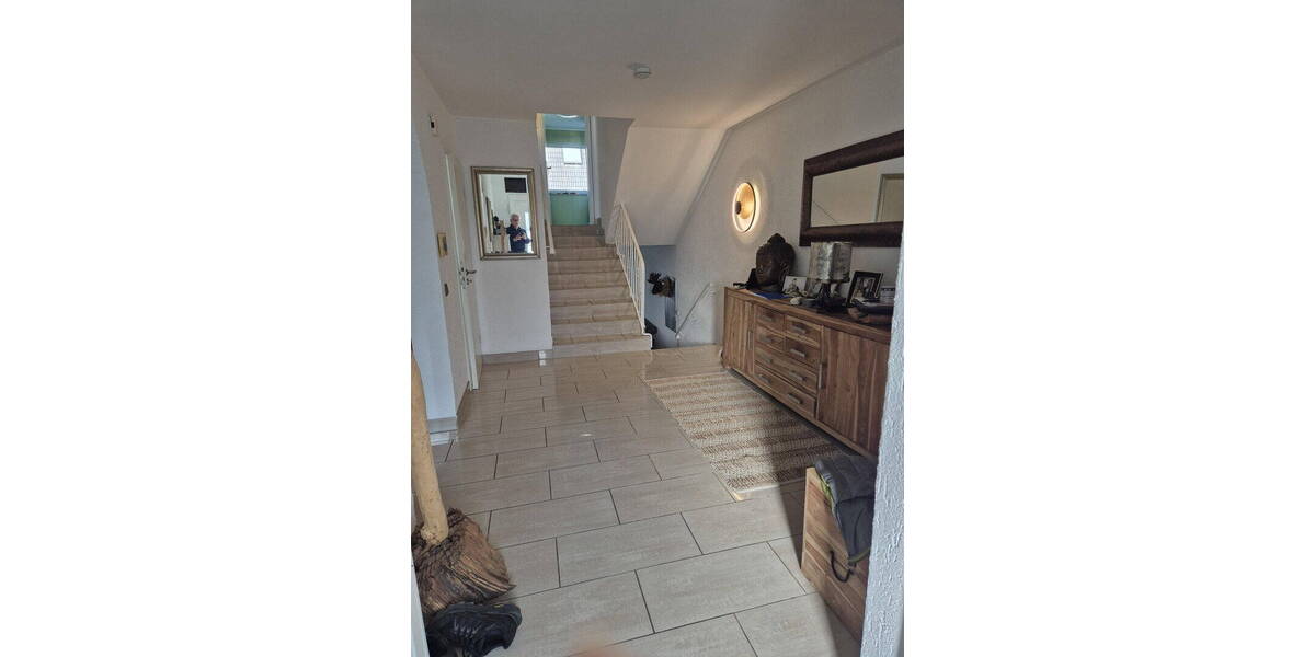 Etagenwohnung Essen Kupferdreh - 5 Zimmer, 150 m&sup2;, 468.000&euro; | Angebot:26122741