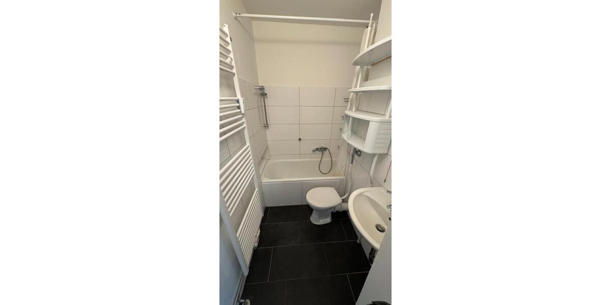 Etagenwohnung Dortmund Innenstadt Nord - 3 Zimmer, 80 m&sup2;, 670&euro; | Angebot:26364771