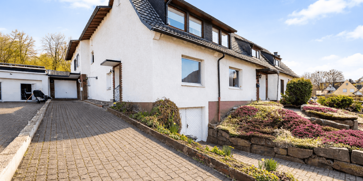 Etagenwohnung Hagen Hagen-Nord - 6 Zimmer, 197 m&sup2;, 369.000&euro; | Angebot:26162941