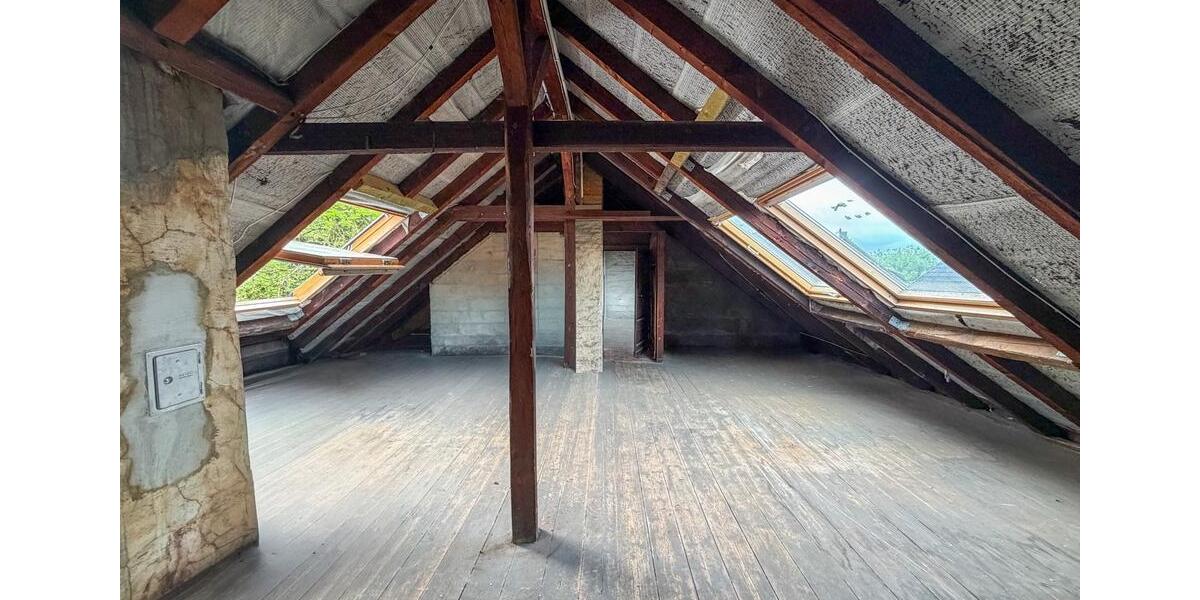 Etagenwohnung Wuppertal Sedansberg - 4 Zimmer, 105 m&sup2;, 200.000&euro; | Angebot:27144730