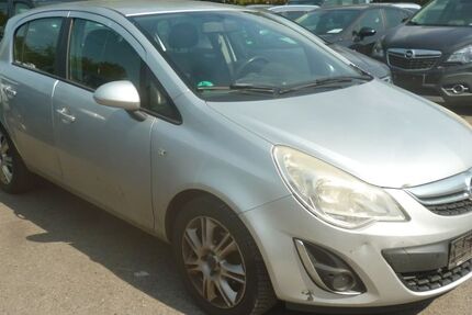 Opel Corsa 178.000 km 1.850 &euro; Bottrop 46238