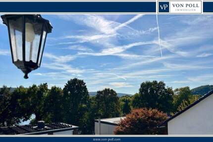 Top sanierte DG-Wohnung in gepflegtem 3FH mit Ruhrblick 4 zimmer