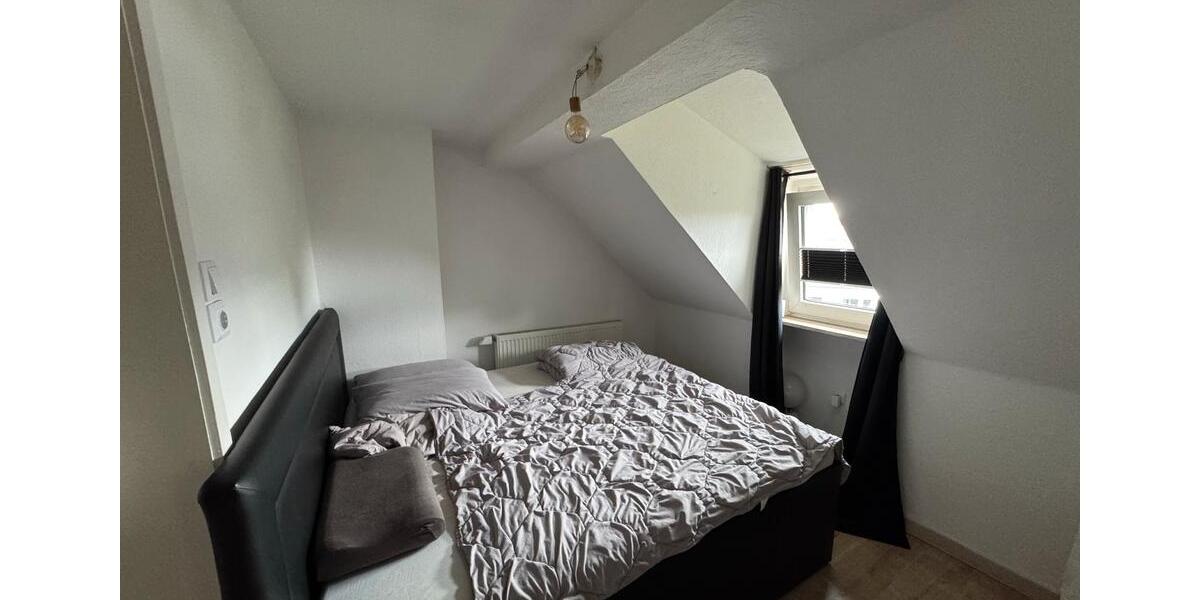Dachgeschoßwohnung Bochum Bochum-Mitte - 3 Zimmer, 61 m&sup2;, 119.000&euro; | Angebot:27248890