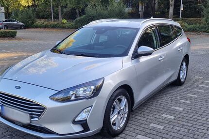 Ford Focus 42.750 km 11.900 &euro; Mülheim an der Ruhr 45478
