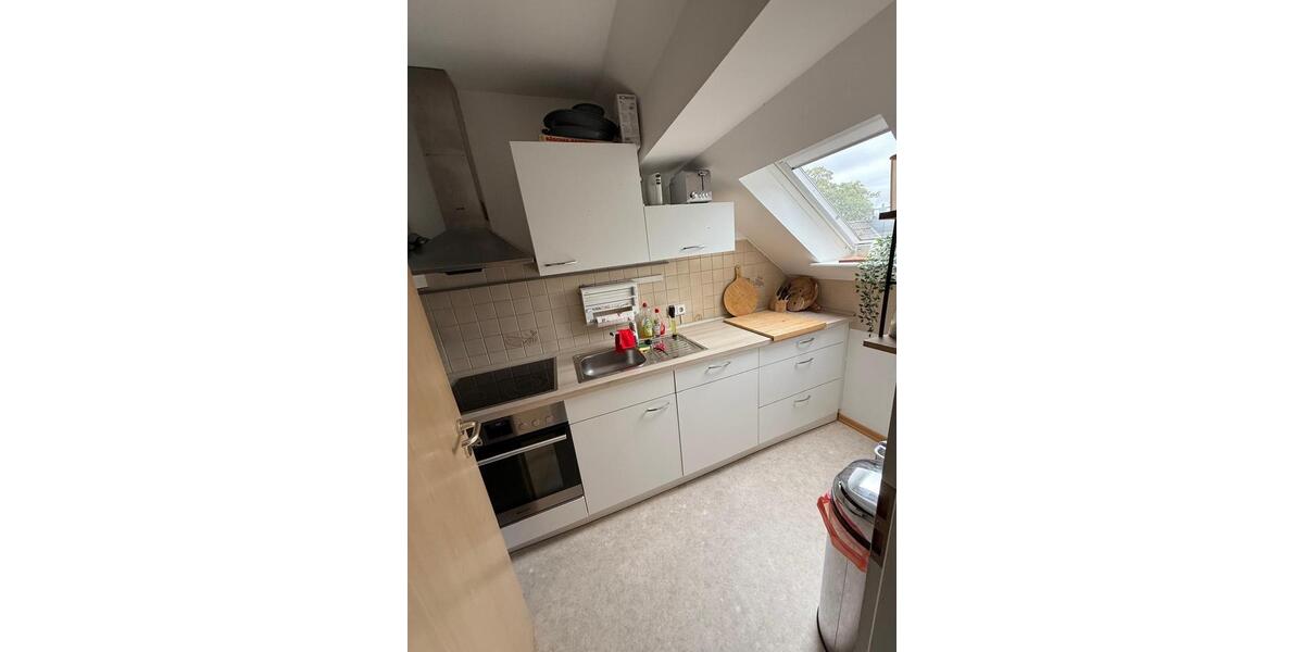 Dachgeschoßwohnung Schwerte - 4 Zimmer, 90 m&sup2;, 700&euro; | Angebot:27543492