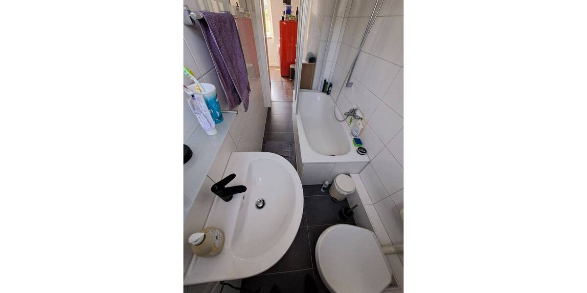 Etagenwohnung Essen Holsterhausen - 2 Zimmer, 38 m&sup2;, 410&euro; | Angebot:26816901