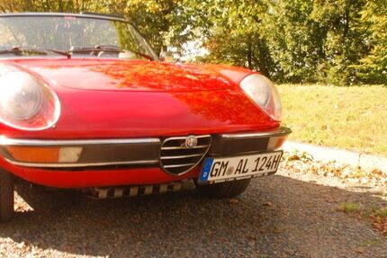 Alfa Romeo Spider 146.000 km 22.900 € Radevormwald 42477