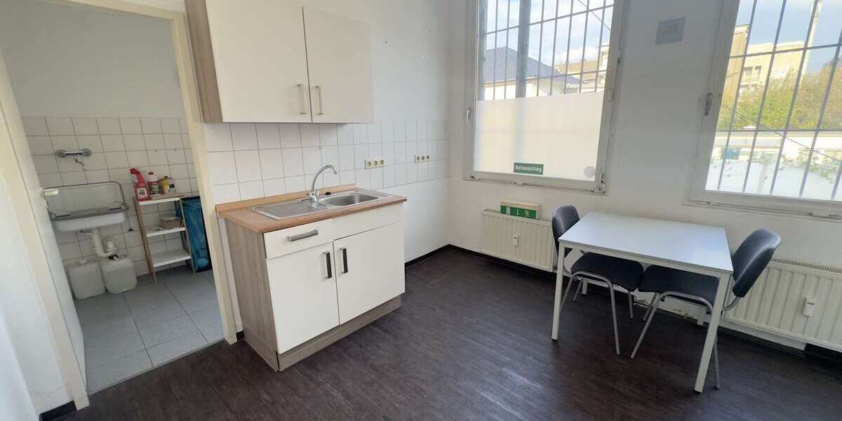 Top-Gewerbefläche in Marl-Hüls – 655 m² Verkaufs-, Büro- & Lagerfläche mit Parkplätzen zimmer